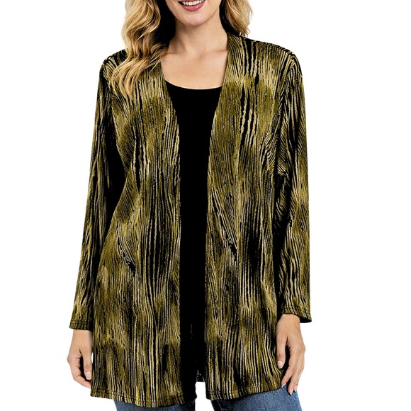 A Touch of Class Sweaters - VINTAGE A TOUCH OF CLASS Kimono Animal Print Lightweight Jacket Womens Size XS